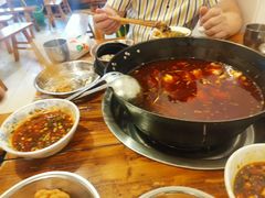 冷锅鱼-仔耳朵冷锅鱼蛙芋儿鸡(莲花东路店)