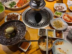 -唯成•韩国炭火烤肉 유성고기