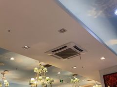 -龙聚德北京烤鸭(沙坪坝华宇A馆店)
