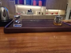 -浅深(世茂滨江精品店)