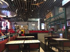 大堂-肥汁米蘭香港米线(长宁来福士店)