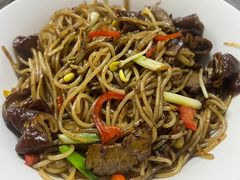 -珠宝街老左杂酱面馆