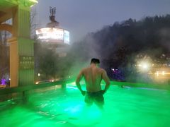 -花水湾第一村温泉大酒店