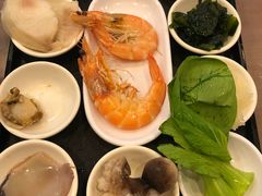 -灵芝妹子海鲜米线(香炉礁山姆店)