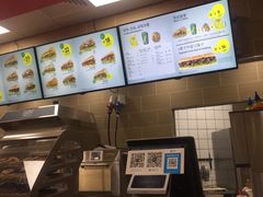 -赛百味SUBWAY(三阳广场店)