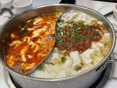 -德林酸菜鱼火锅(南丹店)