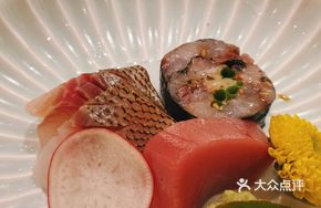 Bamboo Puffer Fish Rolls