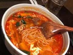 -山川小町·极番烧肉(新地假日广场店)
