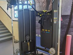 -思迈威健身(积玉桥万达店)