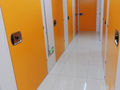 -安东易迷你自助仓储寄存仓库(杨浦店)