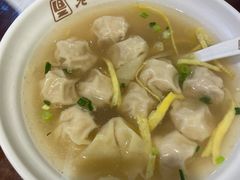 刀鱼馄饨-老半斋(福州路店)