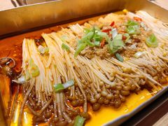 -街角等你.大连海鲜烧烤.经典铁板海鲜串(西安路店)