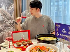 -品海楼·大连海胆锅贴馆(东港店)