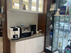 -瑞泰口腔(龙湖门诊)