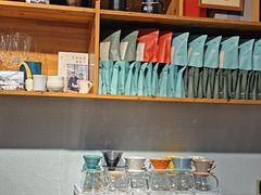 -LEO CAFE