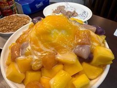 芒果芋圆牛奶绵绵冰-水牛奶皇后糖水铺(深圳总店)