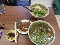 -小马牛肉面·牛骨熬制(南京博物院店)