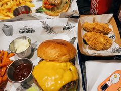 人气绞肉机鸡翅-Grinder 绞肉机汉堡(武定路店)