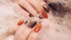 -沫儿·美甲美睫·半永久·皮肤管理