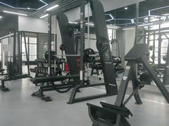 -跃动游泳健身俱乐部(新华传媒店)