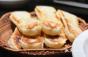 Duck Tongue Steamed Bun