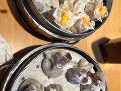 蛋黄鲜肉烧麦-真真鲜馄饨店(启蒙路店)