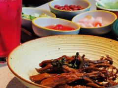 -半山腰·云南菜(侨福芳草地店)