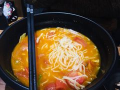 -万记麻辣烫国展总店