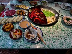 -鸿姐老火锅(疁城新天地店)