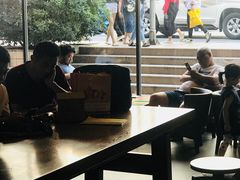 -星巴克臻选(青岛麦凯乐分店)