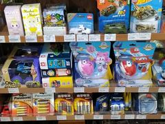 -全家便利店(愚园店)