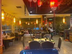 大堂-龙泉人椰子鸡.糟粕醋.海南菜(三亚旗舰店)