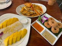 -Dang restaurant (patong phuket)