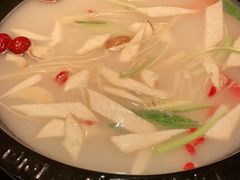 -老酉火锅(阳明古镇店)