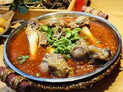 -三顾烤庐·烤鱼·烧烤·龙虾(奉贤店)