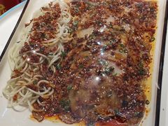 大刀白肉-有红鸡毛店·川菜(建设路店)