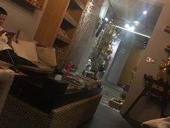 -泰·菩提树下[泰式按摩x精油SPAx肩颈头疗](新景店)