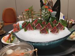 -鼎泰亨·海鲜牛肉餐厅(滨江店)