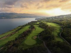 -昆明春城湖畔度假村