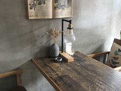 -HIGH FIVE哈福手工汉堡(桂林路店)