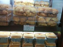 -红宝石·鲜奶小方·海派西点房(控江店)