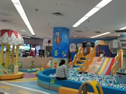 -孩子王(世茂国际广场店)