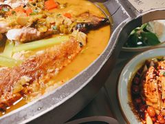 -江边城外烤全鱼(世茂广场店)
