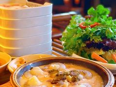 -老牌坊云南鱼豆花火锅(嵩山店)