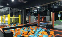 -蹦贝运动中心·蹦床·攀岩·闯关(龙岗店)