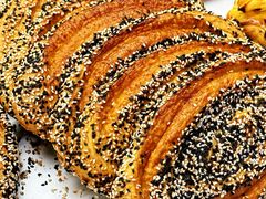 -Dough&Joe团憩(瑞虹天地月亮湾店)