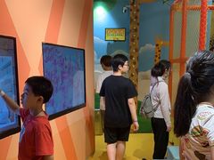 -不可思议减压馆·解压博物馆·摔碗发泄·团建定制