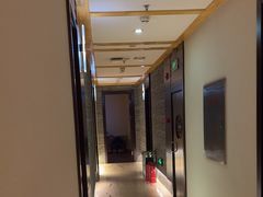 -香水足浴•按摩•SPA•汤泉会馆(南岗花园街店)
