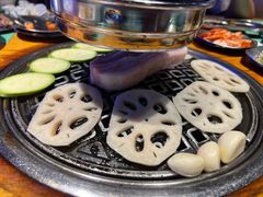-唯成•韩国炭火烤肉 유성고기