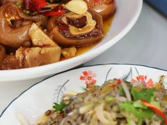 -丹水桥地锅鱼·翘嘴鲌·地方特色全鱼宴(丹江口大坝店)